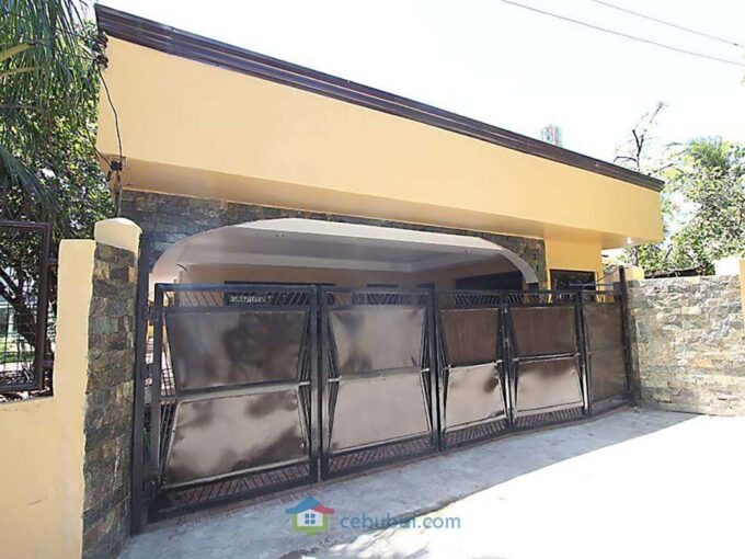 20 Bedrooms Boarding House For Sale near MEZ Lapu Lapu City Cebu