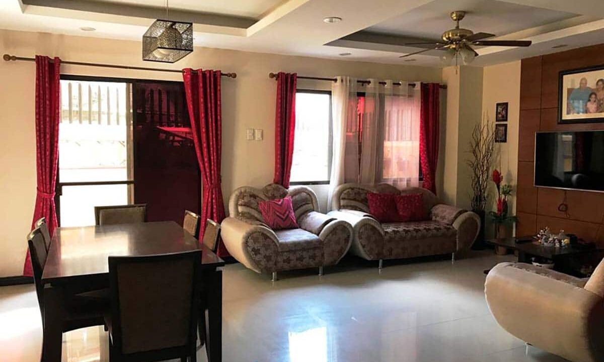 10-Rooms-Duplex-House-For-Sale-near-One-Pavilion-Place-in-Banawa-Cebu-City