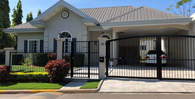 3 Bedrooms Elegant and Spacious House For Sale in Silver Hills Talamban Cebu City