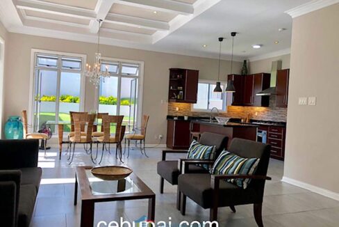 3-Bedrooms-Elegant-and-Spacious-House-For-Sale-in-Silver-Hills-Talamban-Cebu-City-Dining