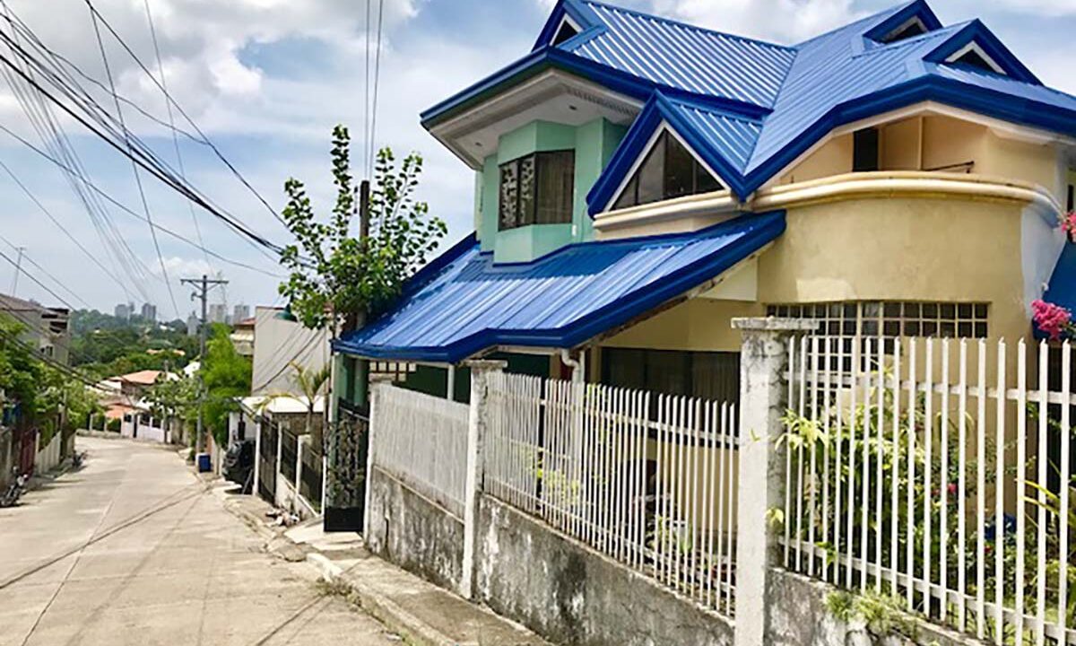 4-Bedroom-Spacious-House-For-Sale-in-White-Hills-Banawa-Cebu-City