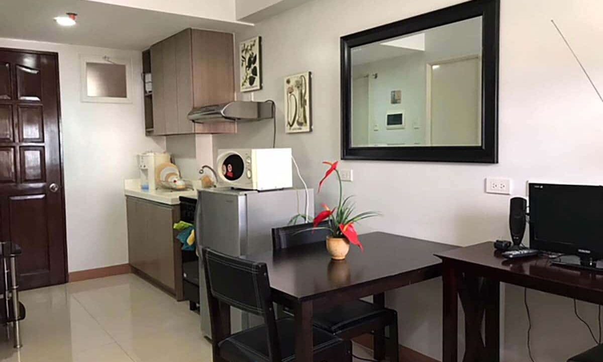 Fully-Furnished-Studio-Unit-For-Rent-in-La-Guardia-Flats-2-Salinas-Drive-Lahug-Cebu-City