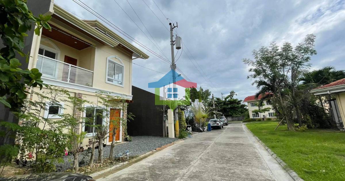 Brand-New-4-BR-Seaside-Living-House-For-Sale-in-Cebu-Outside