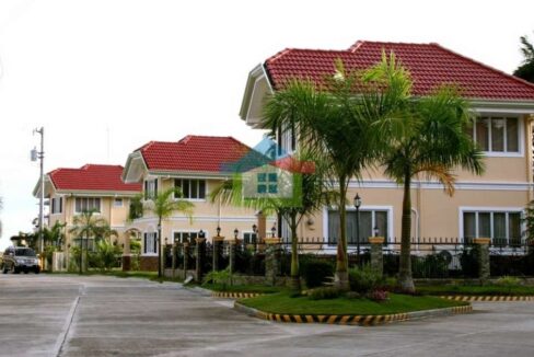 Brand-New-4-BR-Seaside-Living-House-For-Sale-in-Cebu-Road