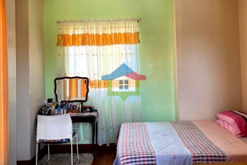 4-bedroom-house-lot-for-sale-mactan-cebu-masters-bedroom