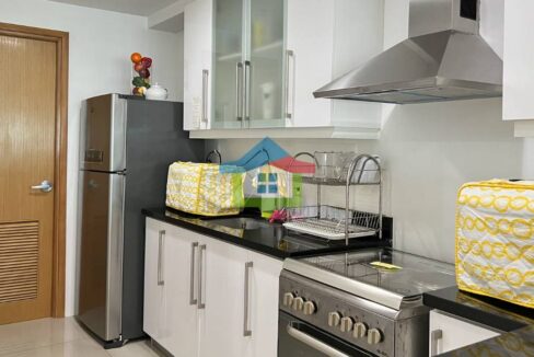 Park Point Residences Cebu 1-Bedroom For Sale (Kitchen)
