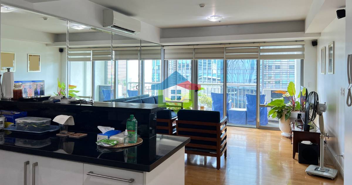 Park Point Residences Cebu 1-Bedroom For Sale (Living Area) (2)