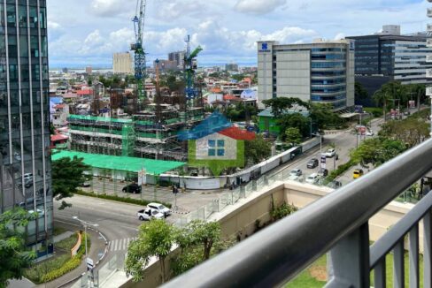 Park Point Residences Cebu 1-Bedroom For Sale View from the Balcony1