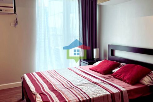 Queen-sized-bed-Solinea-studio-by-Cebubai.com