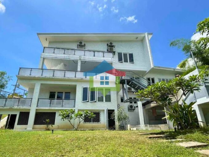 Modern Luxury House For Sale in Ma. Luisa Estate Park, Cebu City