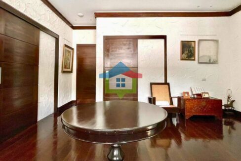 Modern-Luxury-House-Sale-Maria-Luisa-Estate-Park-Cebu-City-Bedroom-Lobby