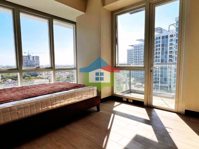 Brand New 1 BR Condo For Sale at The Mactan Newtown Bedroom with balcony