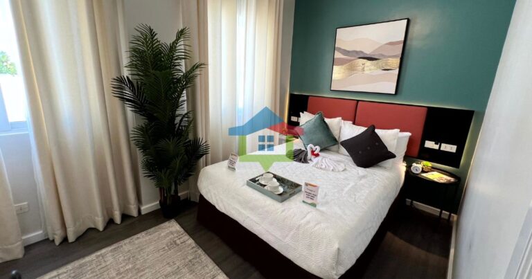 Richwood Homes Toledo Rowhouse Model House Master's Bedroom