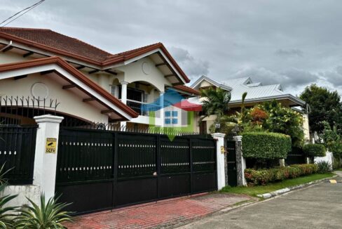 10 Bedroom Luxury House Sto Nino Village Banilad Cebu City Front