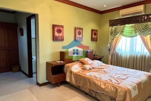 8-Bedroom-House-and-Lot-For-Sale-in-Lapu-Lapu-City-Mactan-Cebu-Masters-Bedroom