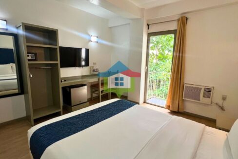 Operational-Hotel-For-Sale-in-Cebu-City-Frankfurter-Deluxe-Deluxe-Room