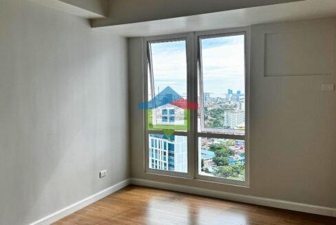 Studio-Condominium-For-Sale-in-Cebu-Business-Park-Solinea-Tower-4-CCLEX-View